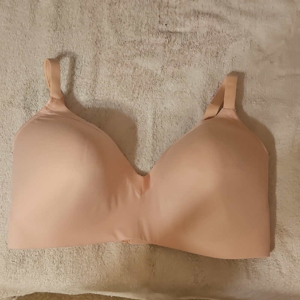 NWOT auden Bra